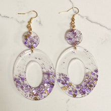 Load image into Gallery viewer, Lavender Oval Resin Earrings